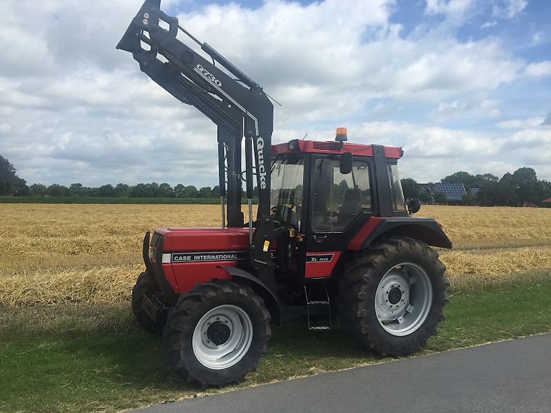 Case IH 745 XL Plus