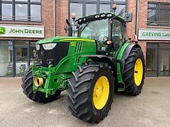 John Deere 6215R