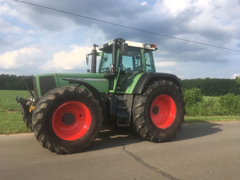 Fendt Favorit 824