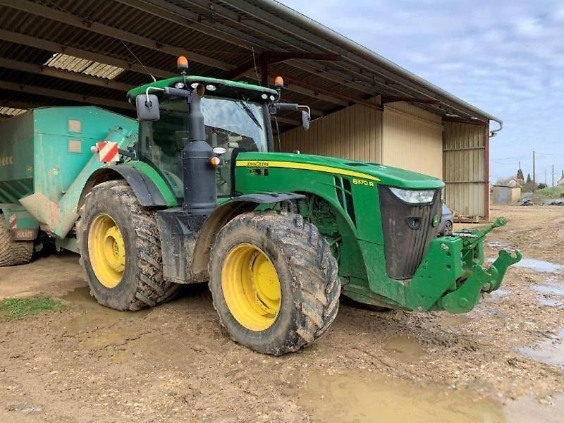 John Deere 8370R