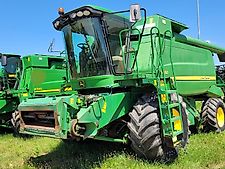 John Deere W650