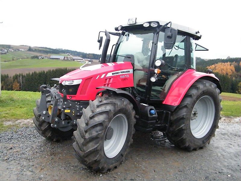 Massey Ferguson 5613