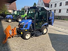Iseki TXGS 24 AHLK, mit Zubehör