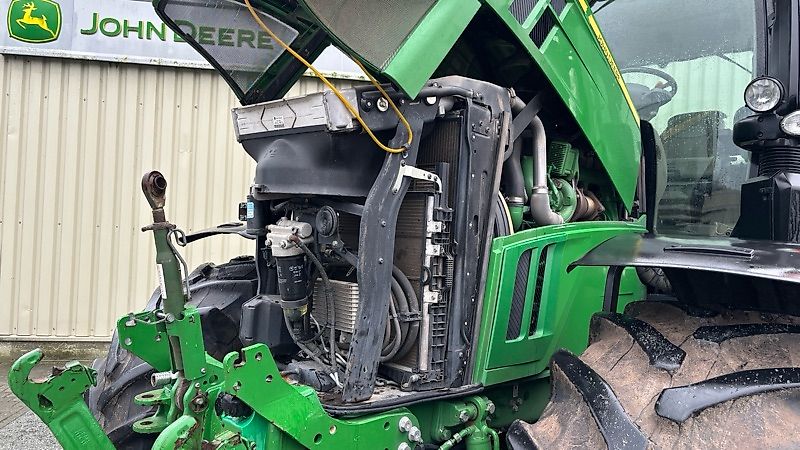 John Deere 6230 R