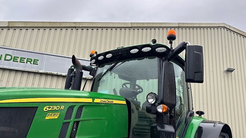 John Deere 6230 R
