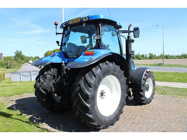 New Holland TSA135A