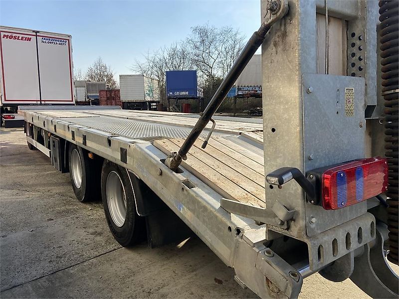 Möslein TO 3 F Schwebheim Neuwertig 3 Achs Tieflader 8,10