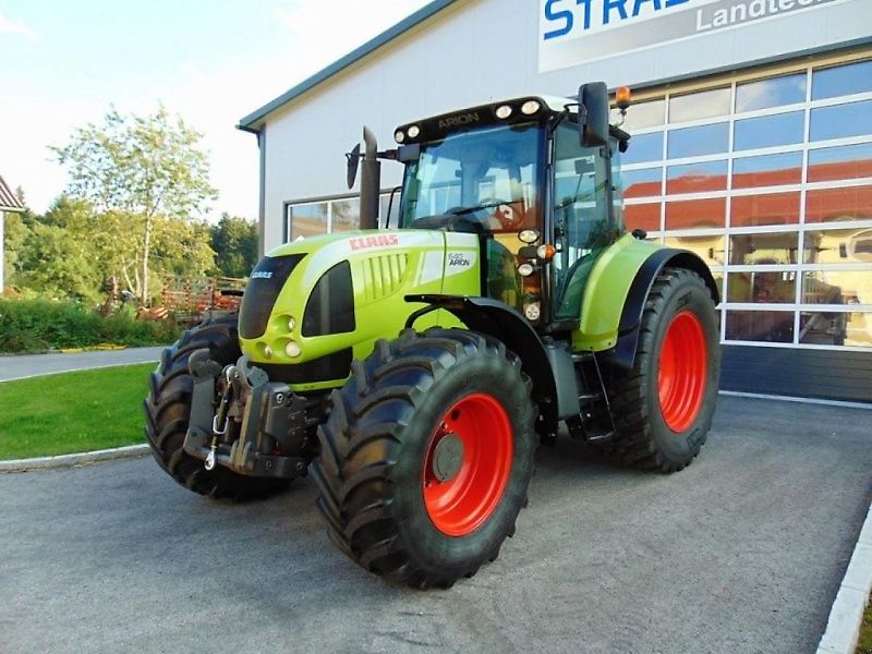 Claas Arion 640 