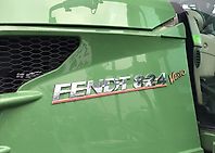 Fendt 824 Vario SCR Profi Plus Fendt 824 Vario SCR Profi Plus