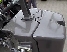 Claas Gewicht 900+600kg