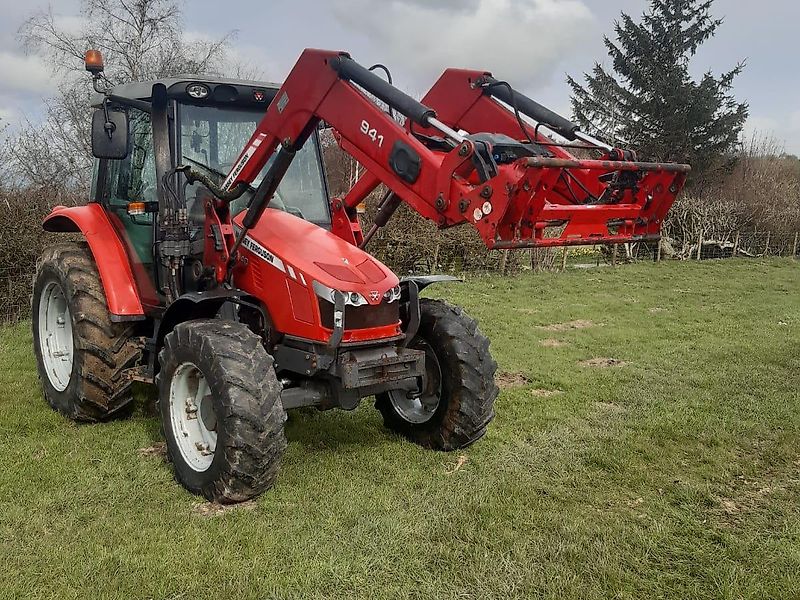 Massey Ferguson 5440