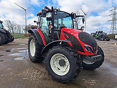 Valtra A75