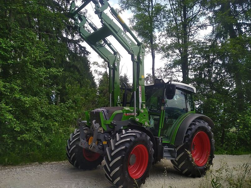 Fendt 211 Vario