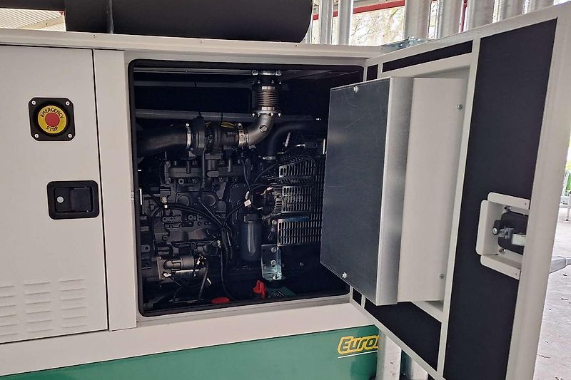 Euromacchine Doppelpumpen Lampo mit Unterwasserpumpe und Druckerhöhungspumpe