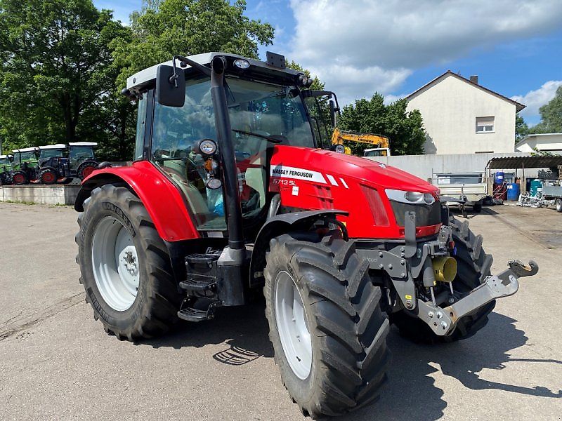 Massey Ferguson 5713 SL