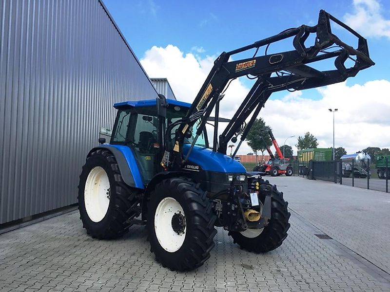 New Holland TS 90