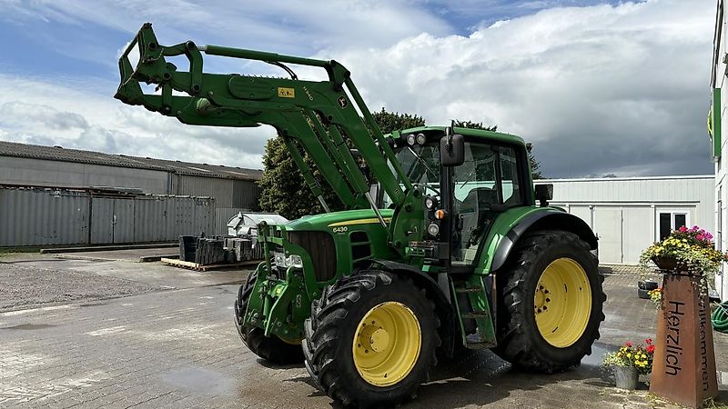 John Deere 6430