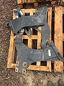 Fendt 309 Vario (BJ 2002-2010) Konsolen mit Schraubensatz, 3438430, 3614080 traktorpool Angebot