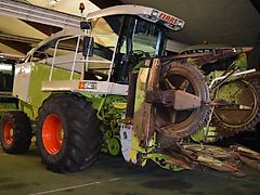 Claas Jaguar 820