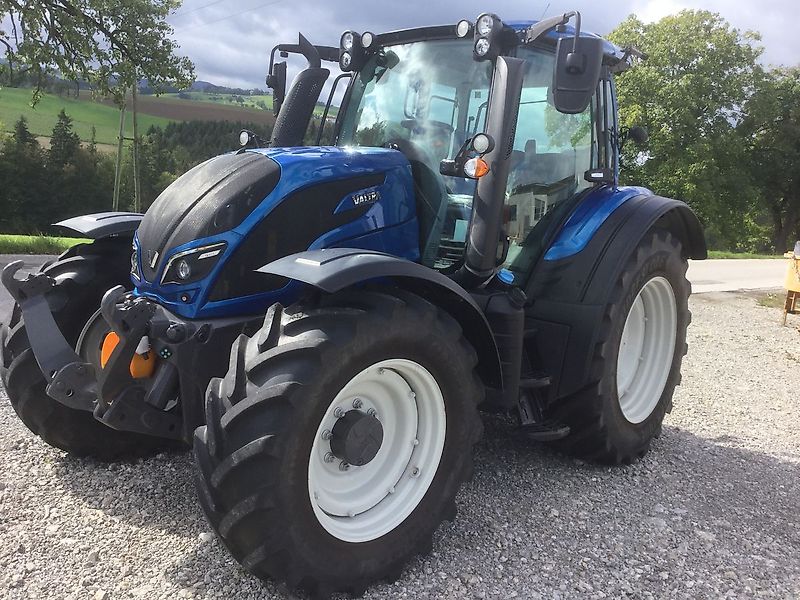 Valtra N174