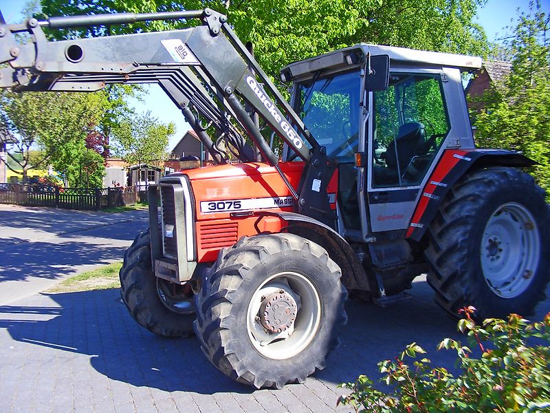 Massey Ferguson 3075