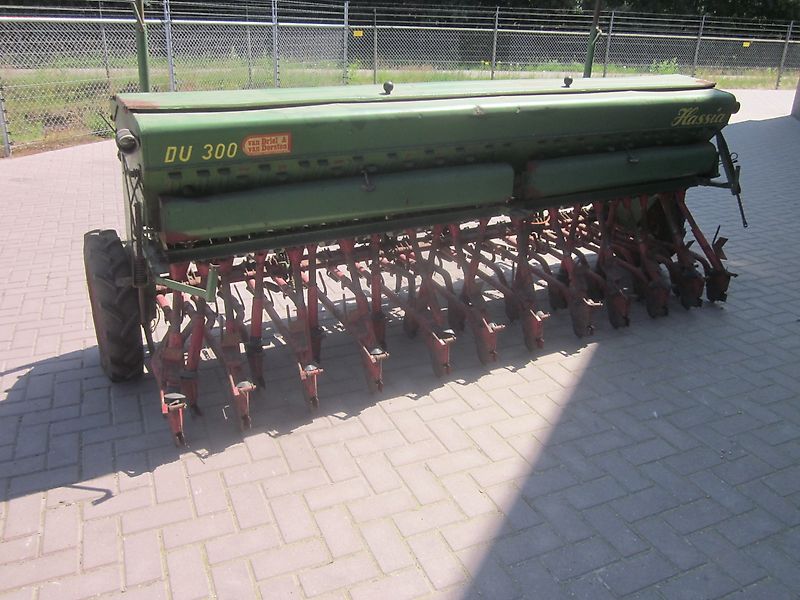 Hassia ZAAIMACHINE | MECHANISCH | SLEEPKOUTER | 300 CM