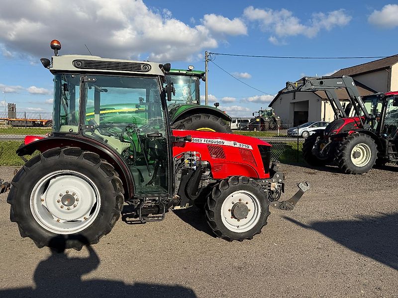 Massey Ferguson F3710