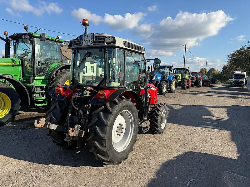 Massey Ferguson F3710