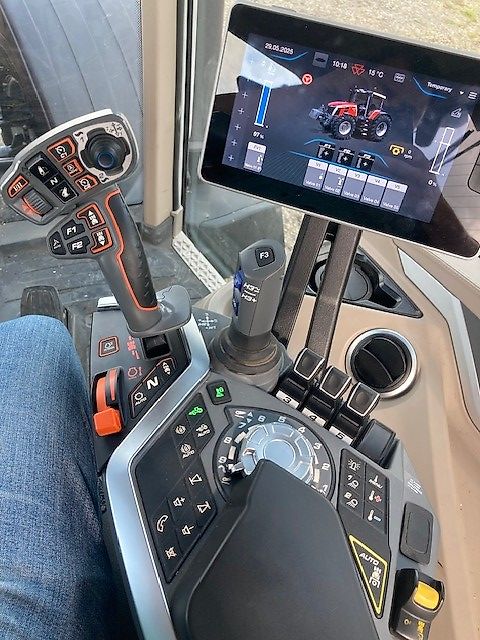 Massey Ferguson 8S.245 Dyna E-Power Excl