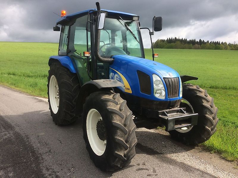 New Holland TL100 A