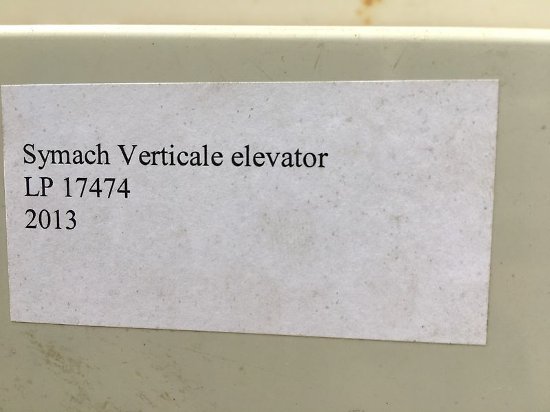 Symach verticale elevator