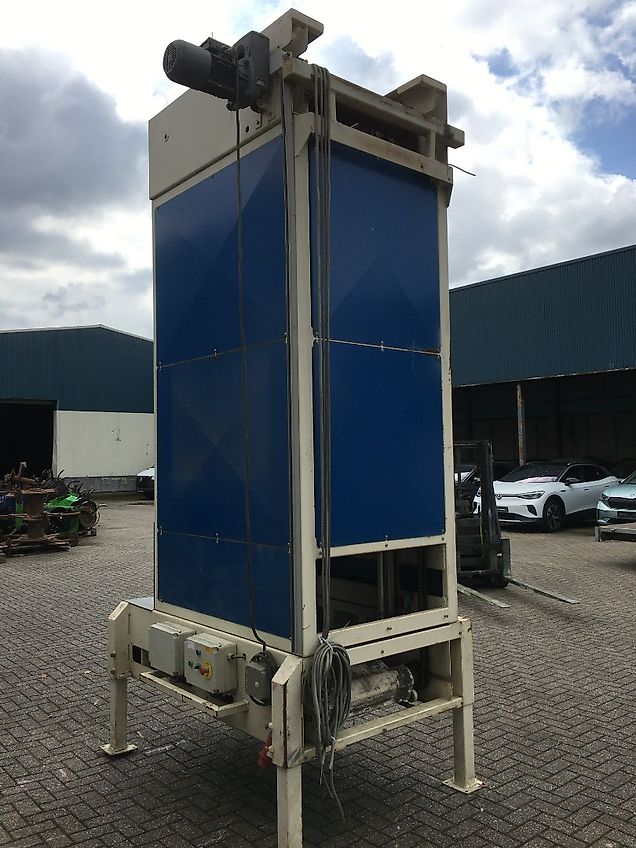 Symach verticale elevator