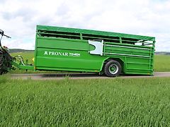 Pronar T 046 H Viehanhänger hydraulisch absenkbar 13,2 m² 40 km/h Sofort Verfügbar!