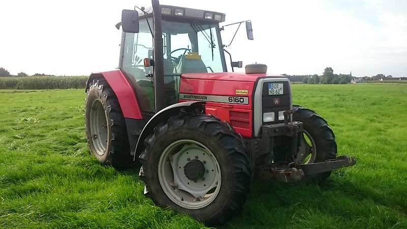 Massey Ferguson 6160