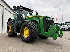John Deere 8320 R E23