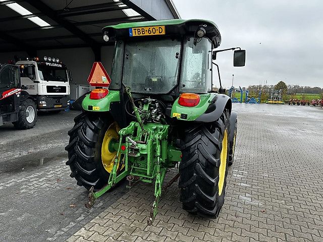 John Deere 5620