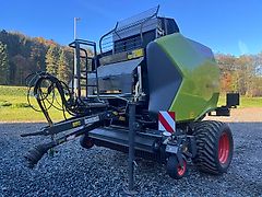 Claas Variant 585 RC