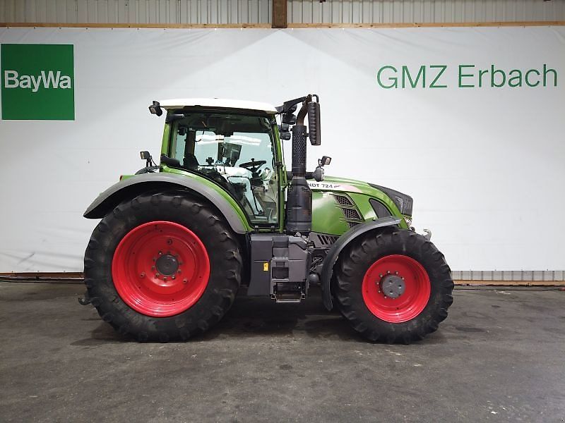 Fendt 724 VARIO S4 PROFI PLUS