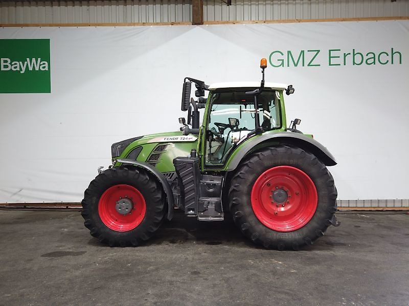Fendt 724 VARIO S4 PROFI PLUS
