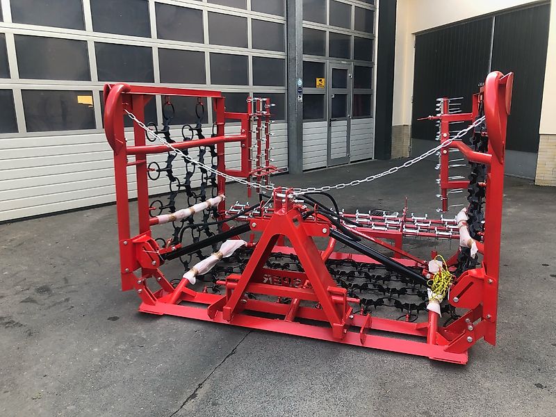 Zagroda Wiesenschleppe, Wiesenstriegel 5m breit