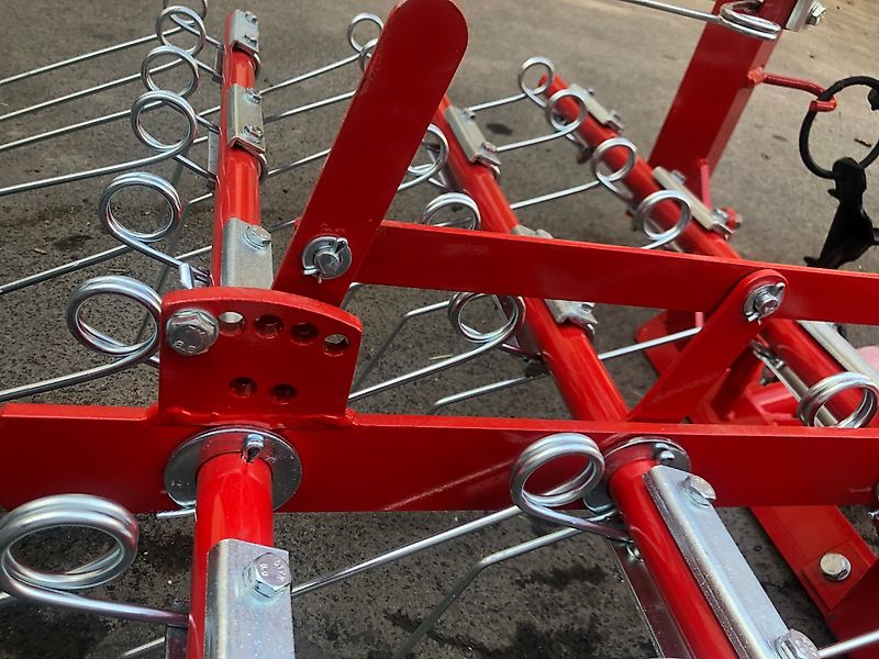 Zagroda Wiesenschleppe, Wiesenstriegel 5m breit