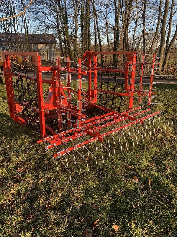 Zagroda Wiesenschleppe, Wiesenstriegel 5m breit