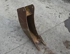 JCB 3CX WATER PIPE BUCKET