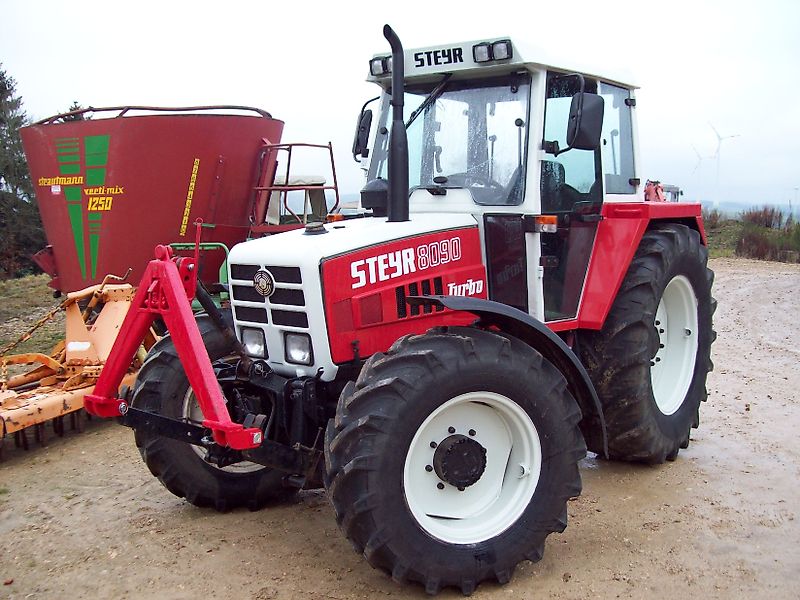 Steyr 8090