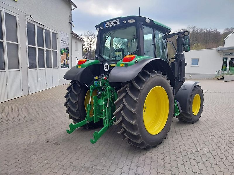 John Deere 6120M