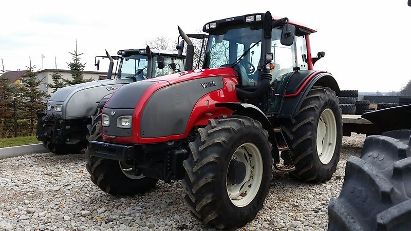 Valtra T151e