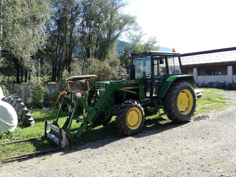 John Deere 3130LS