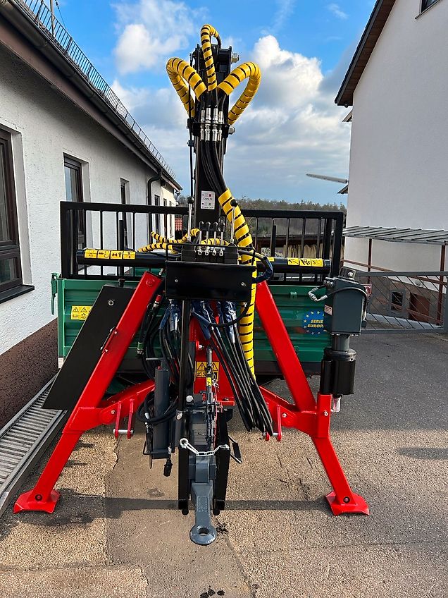 EWO-Wolf EWO Oehler Kipper 6to. mit Kran KTS