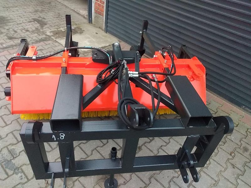Metal-Technik Kehrbürste 2,4 M Stapler Euroaufnahme Dreipunkt 240 CM