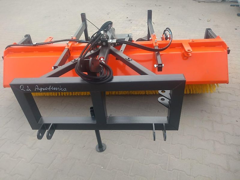 Metal-Technik Kehrbürste 2,4 M Stapler Euroaufnahme Dreipunkt 240 CM